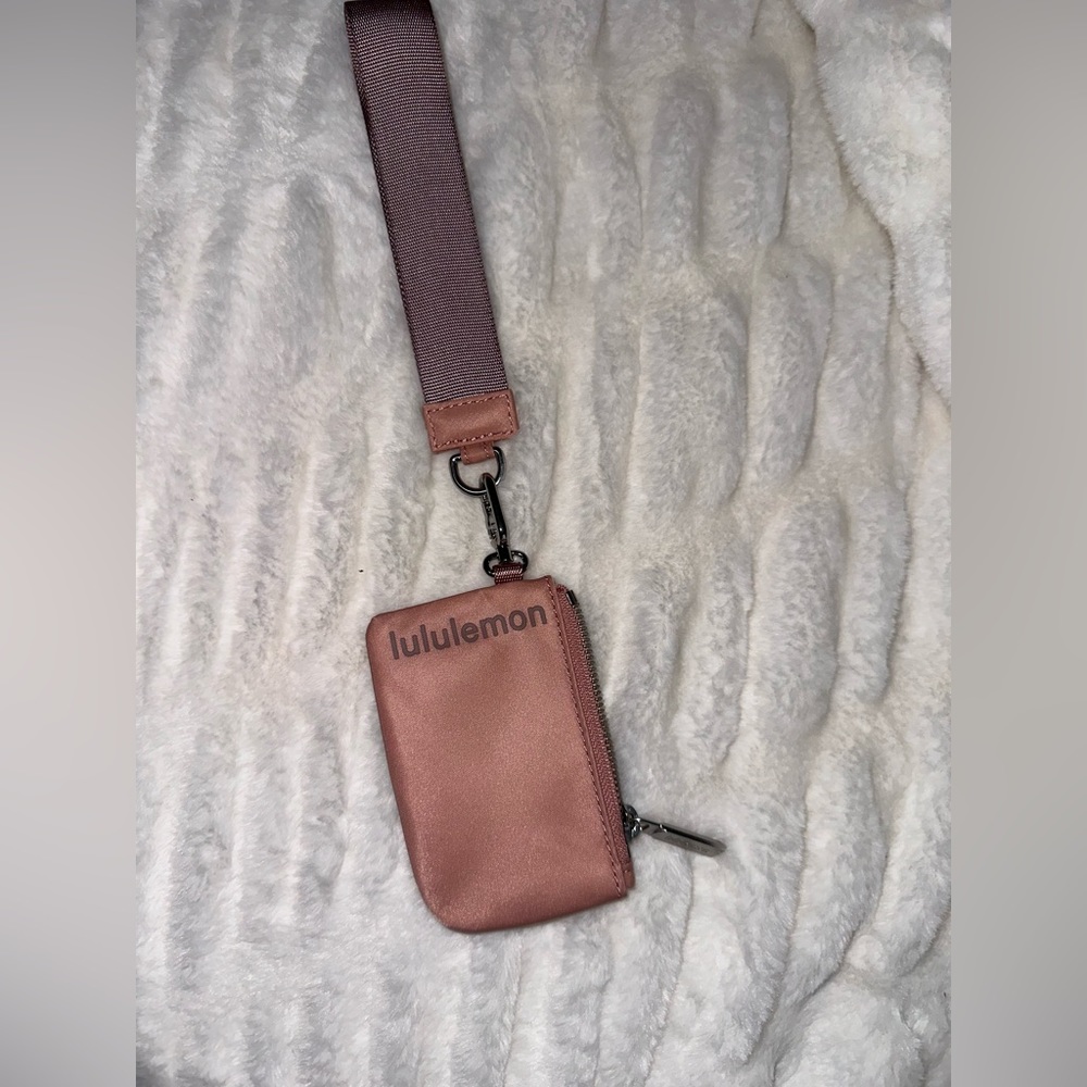 Lululemon Pouch Wristlet